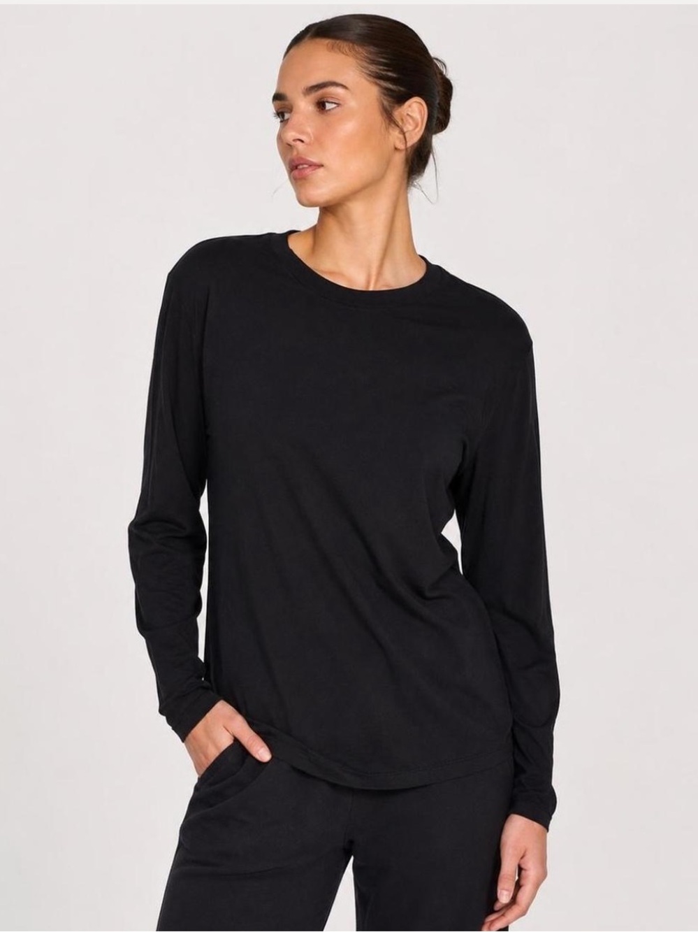 SKIMS Women's Black Long Sleeve
Crew Neck Modal Blend Stretch Top 
Size Medium